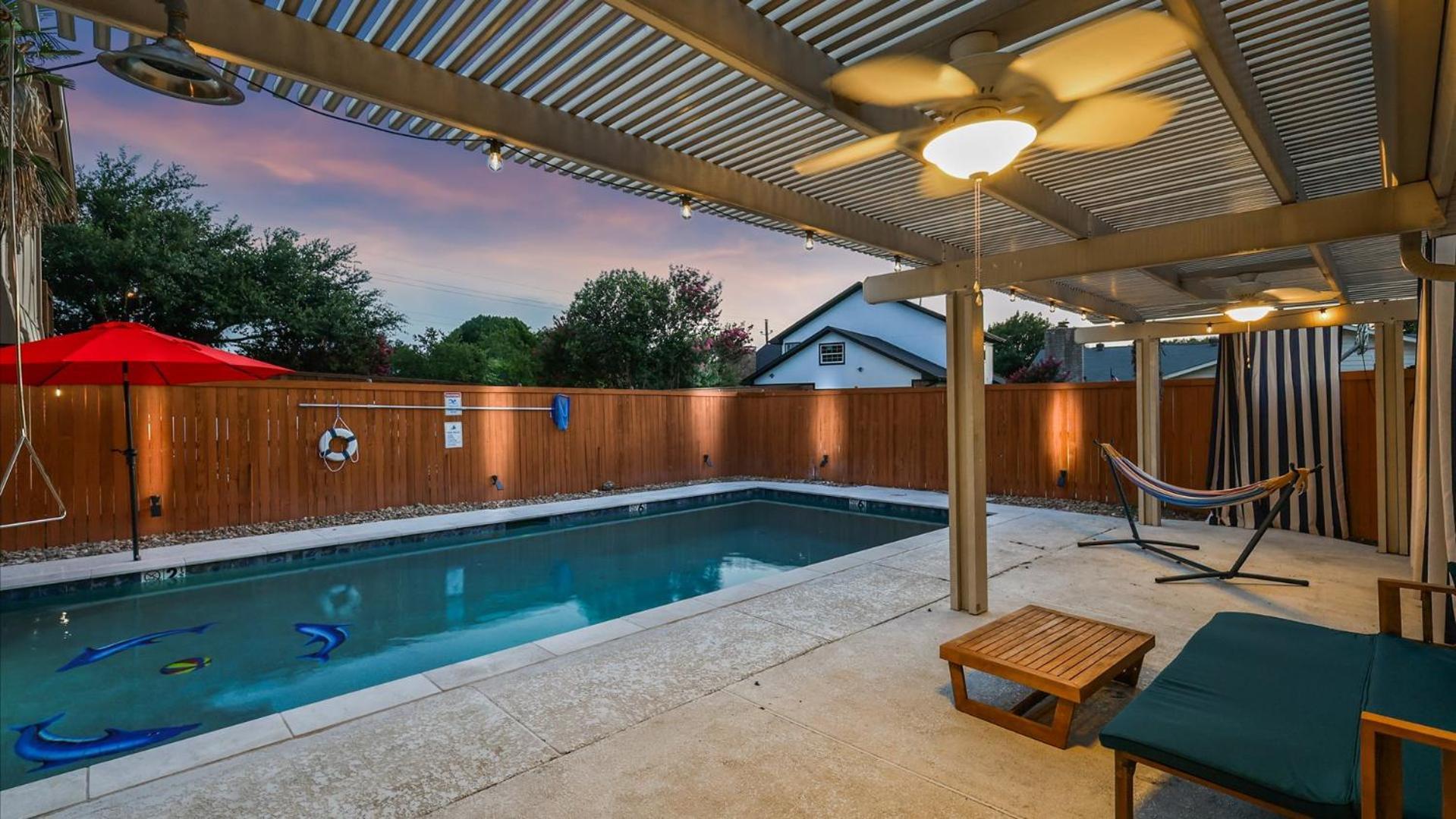 Spectacular 4Br 2,5Ba Holiday Home With Pool And Grill Carrollton Esterno foto