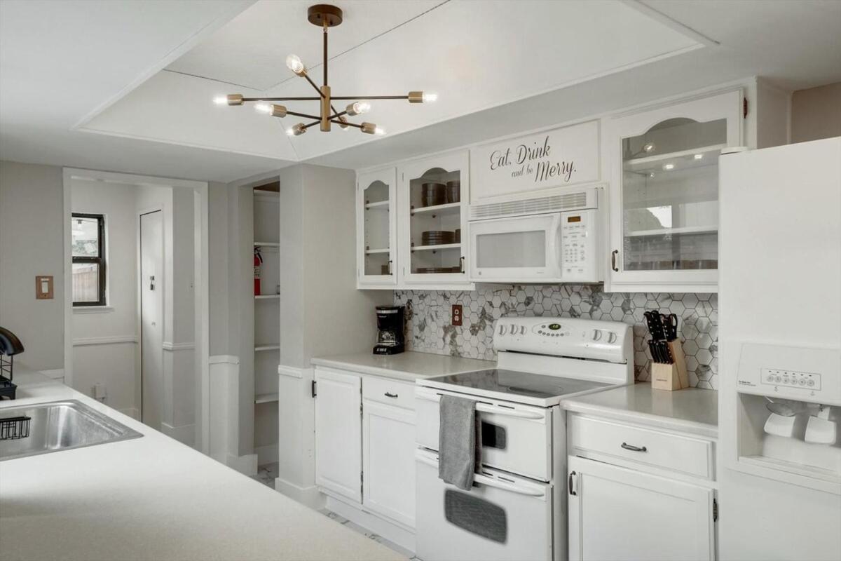 Spectacular 4Br 2,5Ba Holiday Home With Pool And Grill Carrollton Esterno foto