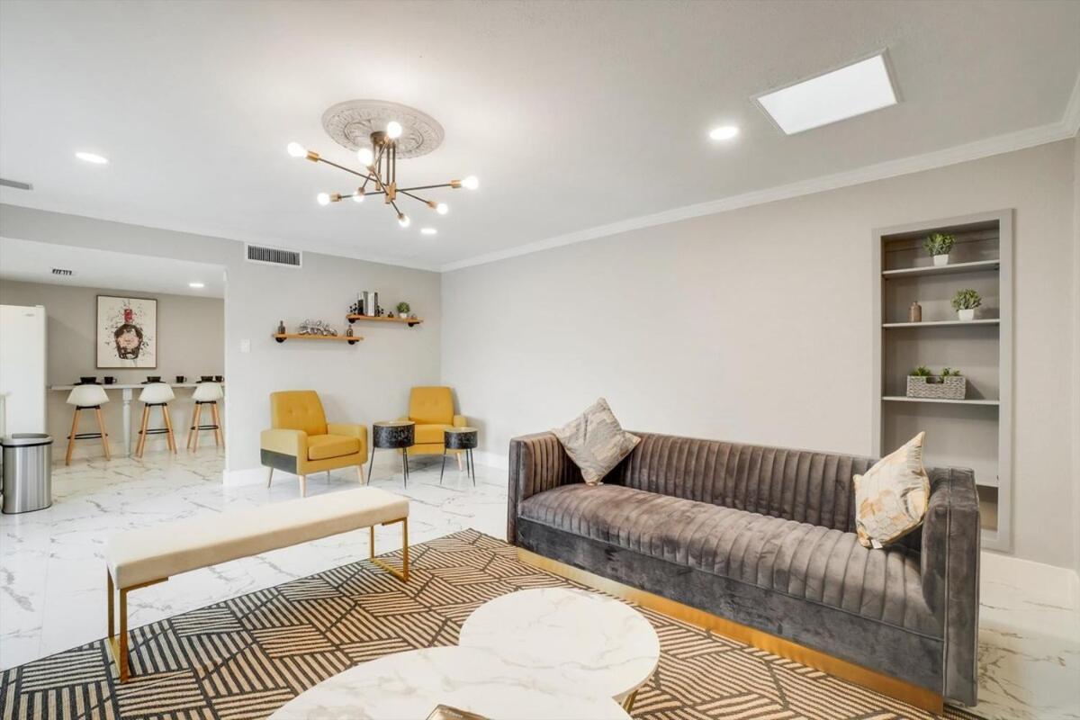 Spectacular 4Br 2,5Ba Holiday Home With Pool And Grill Carrollton Esterno foto